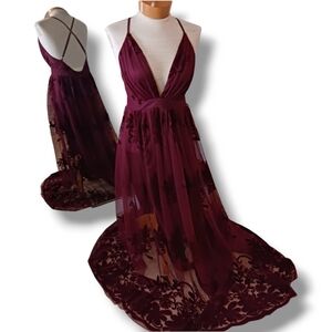 Women's Formal Dress Sheer Floral Formal Tulle NWT Backless Prom Burgundy